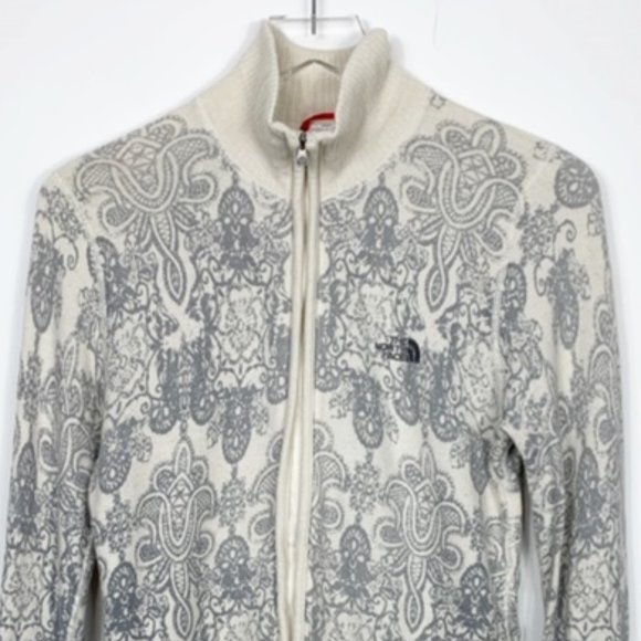 The North Face Patterned Zip Up Sweater Jacket - Picture 2 of 8